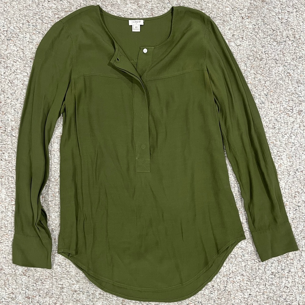J. Crew Women’s Size XS Covered Button Crepe Henley Tunic